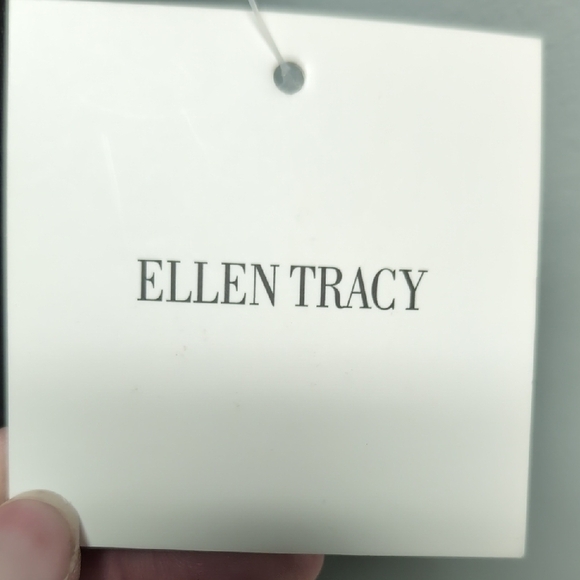 Ellen Tracey Belted Short Sleeve Fit & Flare Dress. Size Small. Brown. NWT - Picture 3 of 6